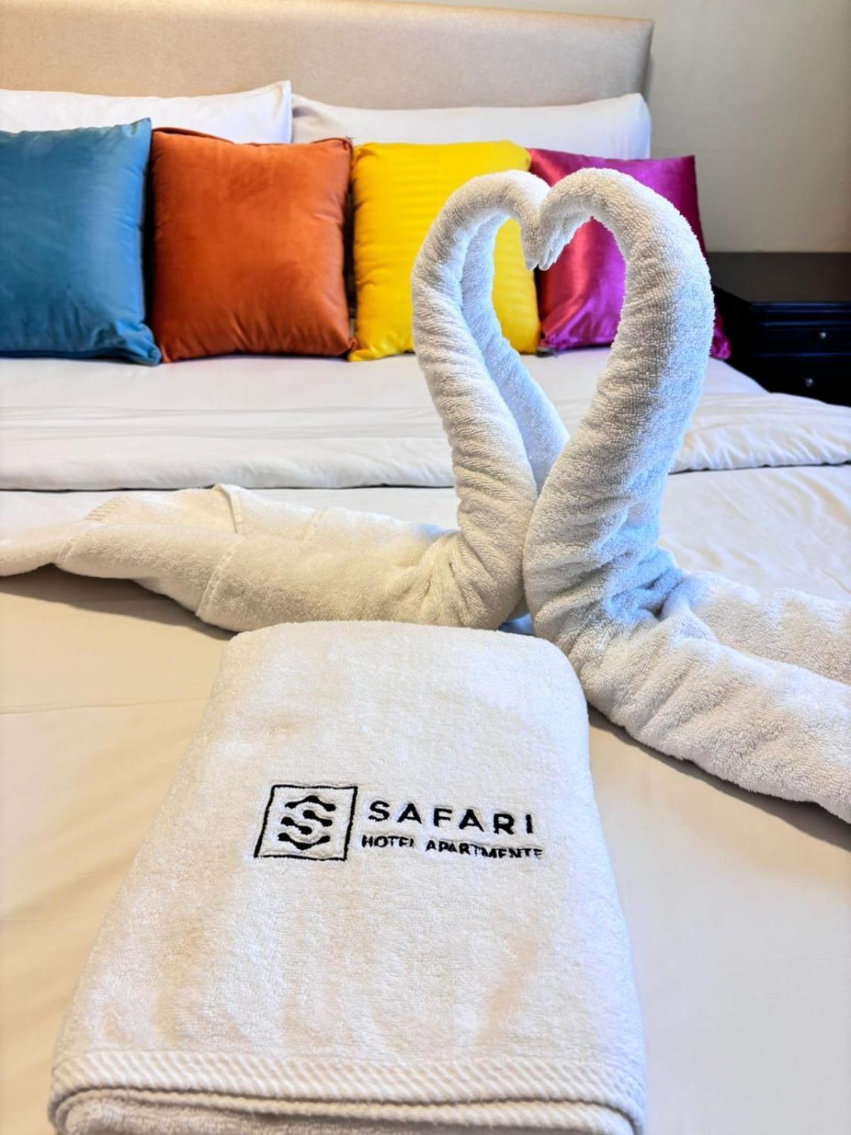 Safari Hotel Apartments Ajman Esterno foto