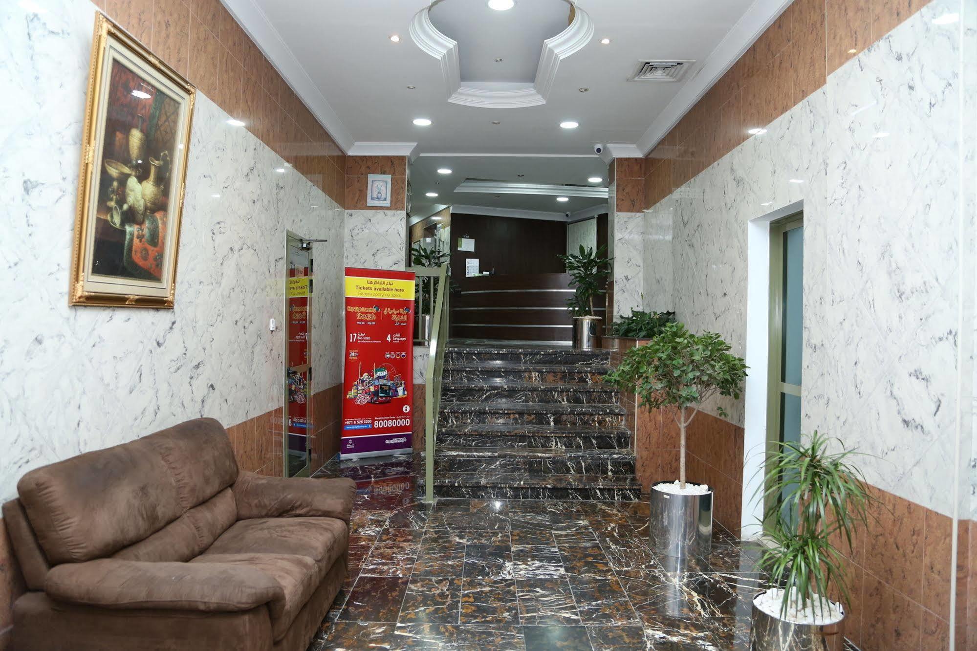 Safari Hotel Apartments Ajman Esterno foto